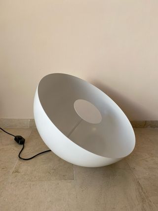 Lámpara de pie diseño italiano blanca