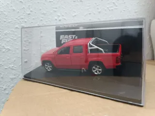 Coche 1:43 Volkswagen Amarok