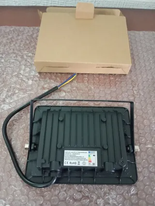 3 FOCOS LED 100W IP66