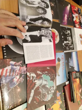 Colección Queen 20 CDs + 2 DVDs