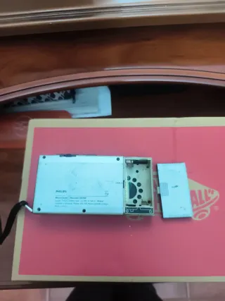 Grabadora Microcassette Philips Plata