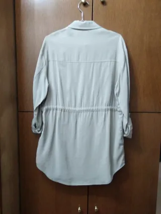 Chaqueta Zara Beige Talla M pero grande,