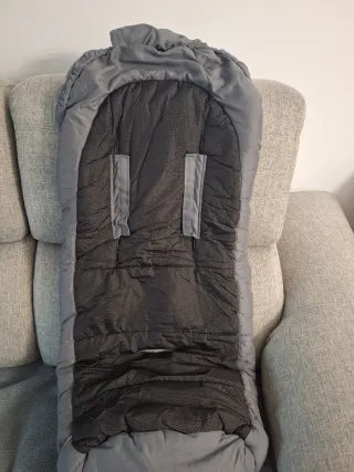 Saco para cuco y silla de paseo gris