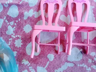 Set Barbie tavolo e sedie rosa