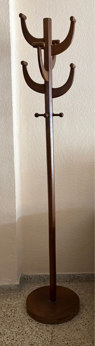 Perchero de madera maciza