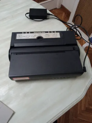 Impresora HP Deskjet 320 mas regalo de 2 cartuchos