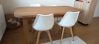 Mesa de madera maciza