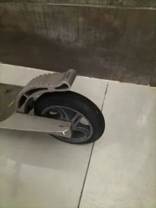 Patinete infantil plateado Oxelo