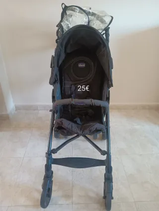Carrito de bebé Chicco 25€