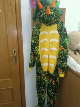 Disfraz Dinosaurio Triceratops