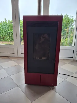 Estufa de pellets EOSS Luz 7 kW