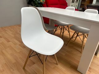 Oferta mesa + sillas nórdicas