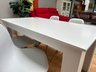 Oferta mesa + sillas nórdicas