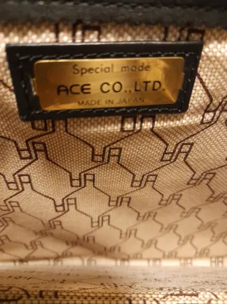 Bolso bandolera de piel negro