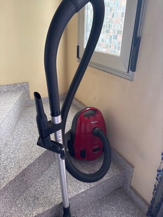 Aspiradora Philips Roja