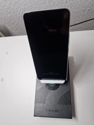 Samsung Galaxy S22 Caja y Accesorios