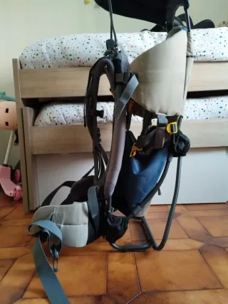 Mochila portabebés con capota Deuter kid comfort L