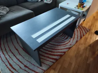 Mesa de centro elevable gris y marrón