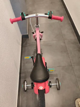 Bicicleta niña Decathlon con ruedines