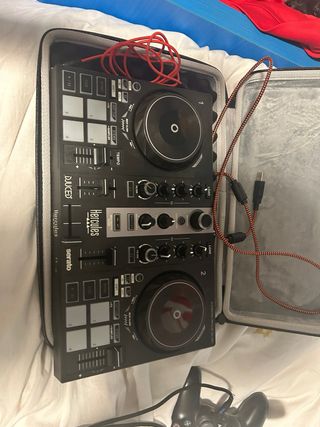 Hercules DJControl Impulse 200 MK2