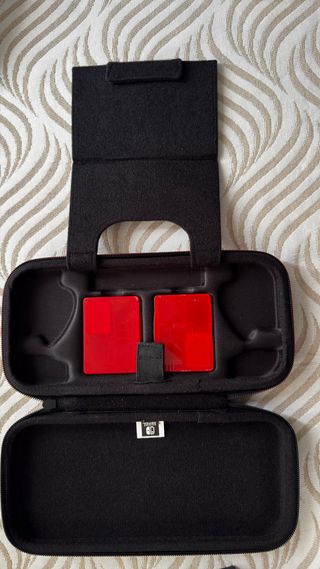 Nintendo Switch OLED Blanca y Negra Como Nueva