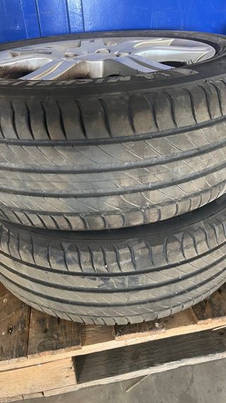 Llantas Seat León 2 con neumáticos