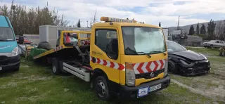 Nissan NT400 Cabstar 2012