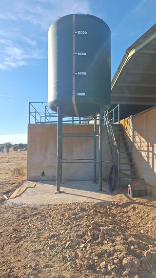 Depósito de poliéster