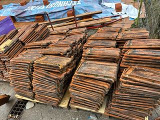 Tejas planas cuadradas antiguas