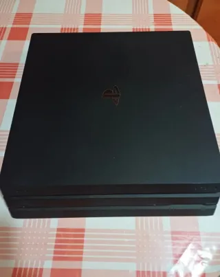 PlayStation 4 Pro (PS4 Pro) Negra