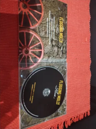 CD Flogging Molly Float