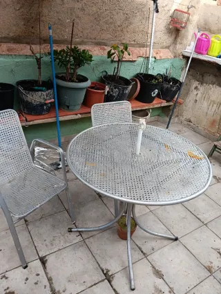 Mesa y 2 sillas de jardín/terraza