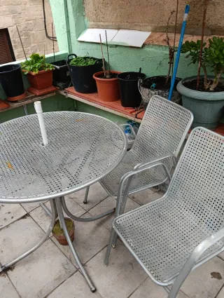 Mesa y 2 sillas de jardín/terraza