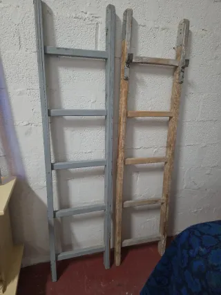 Escalera de madera antigua