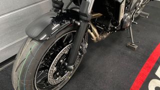 Kawasaki Z 650 RS Negra y Amarilla