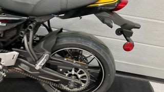 Kawasaki Z 650 RS Negra y Amarilla