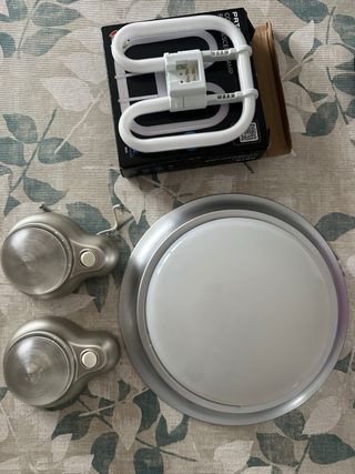 Luces LED Autocaravana y Lámpara Fluorescente