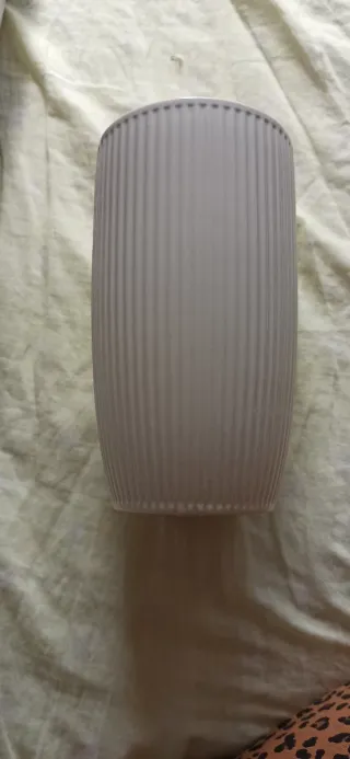 Jarrón de cerámica blanco