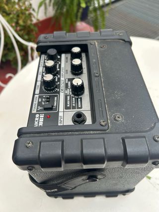 Amplificador Roland Micro Cube Negro