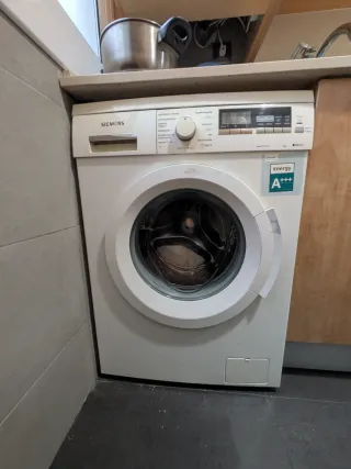 Lavadora Siemens A+++ 1 año uso