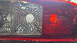 PILOTOS TRASERO FORD TRANSIT 2007