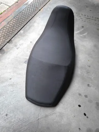 Asiento Suzuki V-Strom 650/1000 con visco