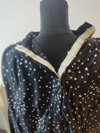 Disfraz Túnica negra con estrellas