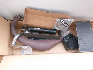 Escape Yasuni Carrera R3 Derbi 50cc