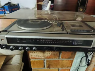 Giradischi Philips Vintage con Amplificatore