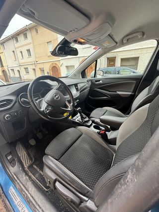 Opel Crossland X 2018