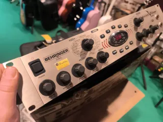 Behringer Bass V-AMP PRO Procesador Efectos