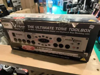 Behringer Bass V-AMP PRO Procesador Efectos