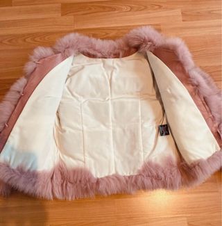 Chaqueta de pelo rosa Aria Moda