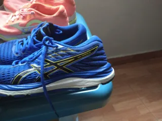 Zapatillas Under Armour Unisex Negras .